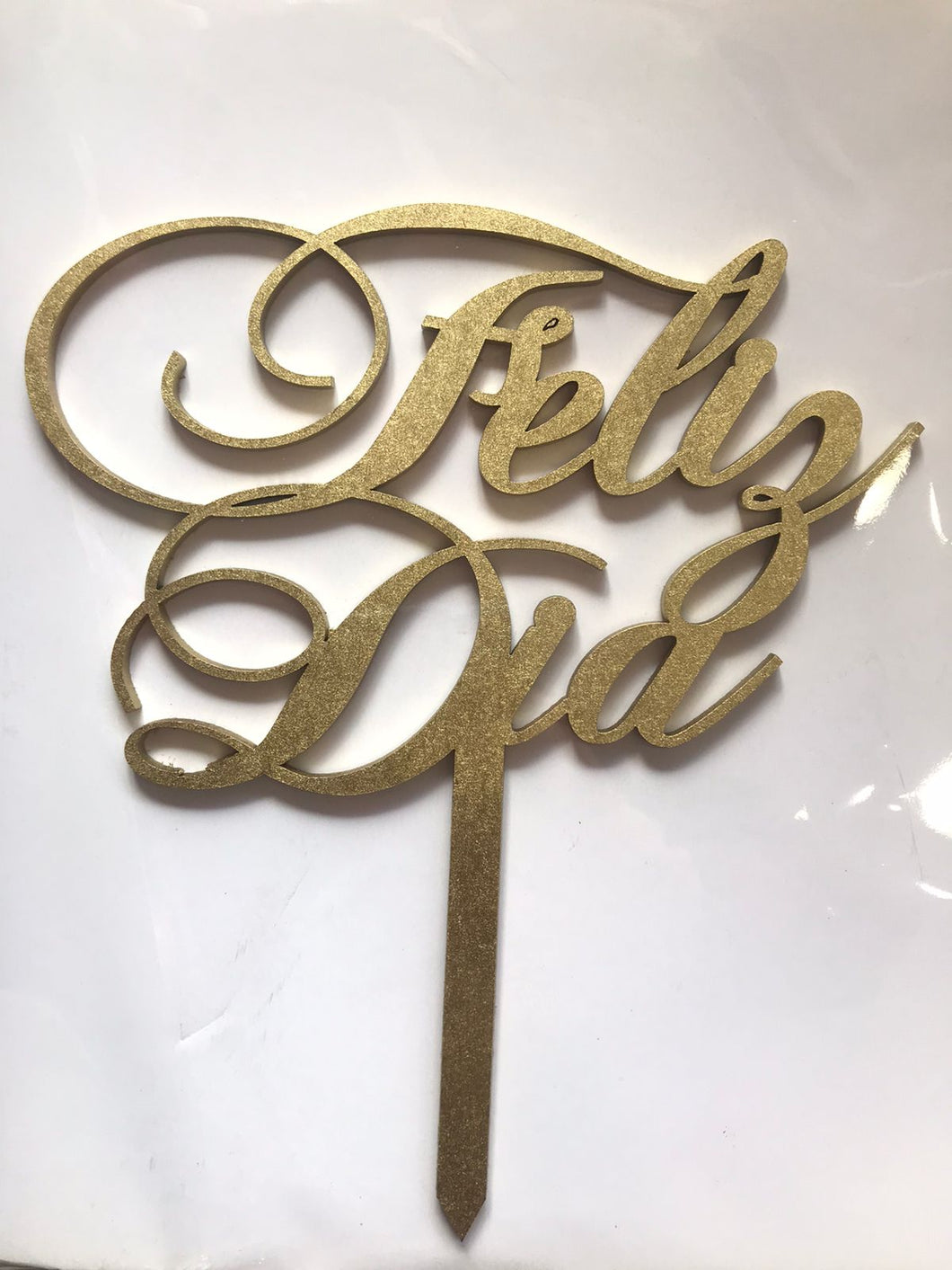 Cake Topper Dorado Feliz Dia Cursiva
